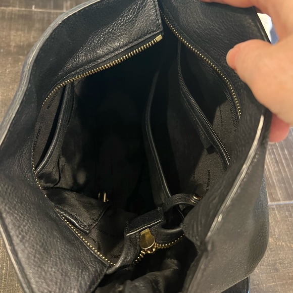 Michael Kors Hobo - Picture 3 of 4